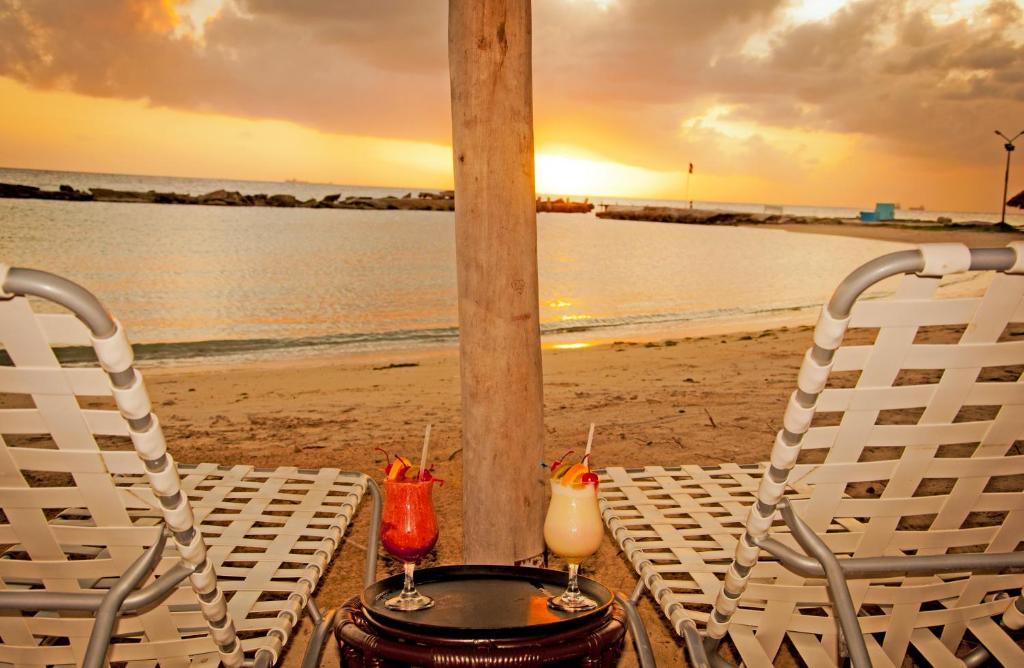 Holiday Beach Resort And Casino Willemstad Dış mekan fotoğraf